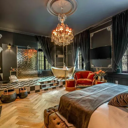 Castelsuites לינה וארוחת בוקר *