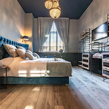 לינה וארוחת בוקר Castelsuites
